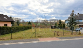 Prodej stavebního pozemku 1185 m2, Praha 10 - Benice, ul. K Lipanům
