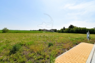 Prodej stavebního pozemku 1034 m2, Starý Vestec ( okr. Nymburk)