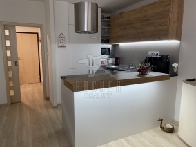 Prodej bytu 2+kk/L/S, OV, 50m2, Praha 9 - Černý Most, ul. Vybíralova