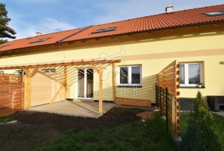 Pronájem RD 3+kk, 120 m2, pozemek 107 m2, Hořín, okres Mělník