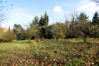 Exkluzivně - Prodej stavebního pozemku 2440 m2, Kamenice - Skuheř, okres Praha - východ