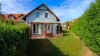 Exkluzivně - Prodej RD 109 m2, pozemek 364 m2, Holubice - Kozinec (okres Praha-západ), ul. Tisová
