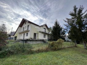 Prodej RD/B/T/G/S, 580 m2, pozemek 1217 m2, Brandýsek (okres Kladno), ul. Slánská